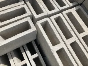 zalety gotowych prefabrykatów betonowych